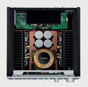 AS3200SP_Interior_2560 A look inside the Yamaha A-S3200 integrated amplifier.